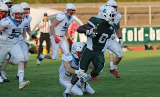 Die Bielefeld Bulldogs sind nach dem Heimsieg gegen Bonn schon wieder gebremst worden. - Zarnke Die Bielefeld Bulldogs sind nach dem Heimsieg gegen Bonn schon wieder gebremst worden. - Zarnke
