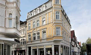 Die Bäckerei Hensel am Neuen Markt ist seit eineinhalb Jahren geschlossen. - Frank-Michael Kiel-Steinkamp Die Bäckerei Hensel am Neuen Markt ist seit eineinhalb Jahren geschlossen. - Frank-Michael Kiel-Steinkamp