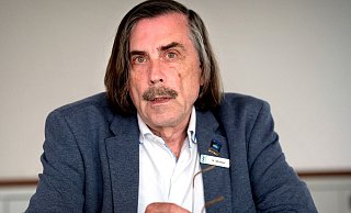 Güterslohs Bürgermeister Norbert Morkes sieht sich abermals mit deutlicher Kritik konfrontiert. - Andreas Frücht Güterslohs Bürgermeister Norbert Morkes sieht sich abermals mit deutlicher Kritik konfrontiert. - Andreas Frücht