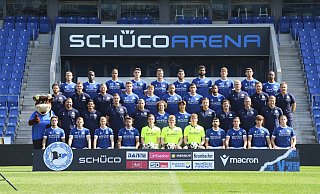 Das neue Mannschaftsfoto von Arminia Bielefeld. - Peter Unger Das neue Mannschaftsfoto von Arminia Bielefeld. - Peter Unger