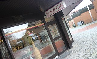 Das Stadtcafé in der Spenger Innenstadt steht aktuell zum Verkauf. Für 195.000 Euro wird die Immobilie auf einem einschlägig bekannten Internetportal beworben. - Jan-Henrik Gerdener Das Stadtcafé in der Spenger Innenstadt steht aktuell zum Verkauf. Für 195.000 Euro wird die Immobilie auf einem einschlägig bekannten Internetportal beworben. - Jan-Henrik Gerdener