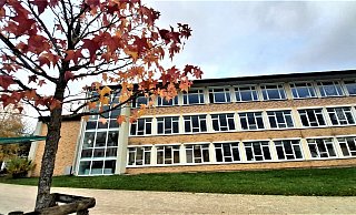 Der Höxteraner Rat gab sein Votum ab: für die Realschule plus – hier das Gebäude der Hoffmann-von-Fallersleben-Realschule Höxter. - Simone Flörke Der Höxteraner Rat gab sein Votum ab: für die Realschule plus – hier das Gebäude der Hoffmann-von-Fallersleben-Realschule Höxter. - Simone Flörke