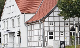 In dem bekannten Gebäude an der B61 startet am Freitag der Restaurantbetrieb. - Jens Dünhölter In dem bekannten Gebäude an der B61 startet am Freitag der Restaurantbetrieb. - Jens Dünhölter