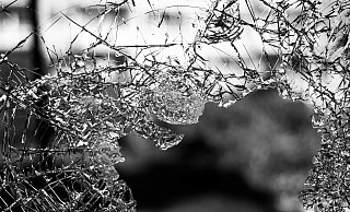 Mit roher Gewalt drangen der oder die Täter in das Gebäude der Feuerwehr ein. - Symbolfoto: Pixabay / Creative Commons Mit roher Gewalt drangen der oder die Täter in das Gebäude der Feuerwehr ein. - Symbolfoto: Pixabay / Creative Commons
