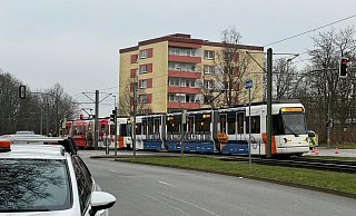 An der Voltmannstraße kam es in der Nähe der Uni Bielefeld zu der heftigen Kollision. - Paul Brinkmann An der Voltmannstraße kam es in der Nähe der Uni Bielefeld zu der heftigen Kollision. - Paul Brinkmann