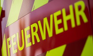 Die Bielefelder Feuerwehr hat einen Brand am Ostkampweg gelöscht. - Marijan Murat Die Bielefelder Feuerwehr hat einen Brand am Ostkampweg gelöscht. - Marijan Murat