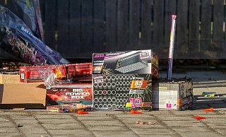 Nach manch einem Silvesterabend sieht es so aus. Wie gehen die Städte im Kreis Höxter mit dem Thema Feuerwerksverbot um? - Symbolfoto: Pixabay Nach manch einem Silvesterabend sieht es so aus. Wie gehen die Städte im Kreis Höxter mit dem Thema Feuerwerksverbot um? - Symbolfoto: Pixabay