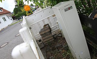 In der zweiten Baustelle lagern noch einige Pflastersteine. Sie sind mittlerweile mit Moos bewachsen. - Jan-Henrik Gerdener In der zweiten Baustelle lagern noch einige Pflastersteine. Sie sind mittlerweile mit Moos bewachsen. - Jan-Henrik Gerdener