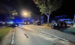 Die Feuerwehr leuchtete die Unfallstelle aus. - Feuerwehr Bad Oeynhausen Die Feuerwehr leuchtete die Unfallstelle aus. - Feuerwehr Bad Oeynhausen