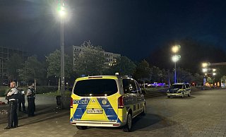 Die Polizei leitete eine größere Fahndung rund um den Kesselbrink ein. - Paul Brinkmann Die Polizei leitete eine größere Fahndung rund um den Kesselbrink ein. - Paul Brinkmann