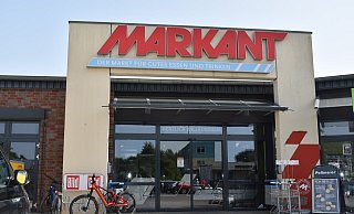 Aus dem Markant-Markt wird ein Combi. In einigen Wochen soll Eröffnung sein. - Birgit Nolte Aus dem Markant-Markt wird ein Combi. In einigen Wochen soll Eröffnung sein. - Birgit Nolte