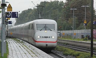 Das Verkehrsministerium lässt den Deutschlandtakt überarbeiten. Die ICE-Trasse zwischen Bielefeld und Hannover wird trotzdem weiter geplant. - Ulf Hanke Das Verkehrsministerium lässt den Deutschlandtakt überarbeiten. Die ICE-Trasse zwischen Bielefeld und Hannover wird trotzdem weiter geplant. - Ulf Hanke