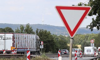 Das Autobahnkreuz Bad Oeynhausen wird am Montag zeitweise und teilweise für Brückenprüfungen auf der A30 gesperrt. - Ulf Hanke Das Autobahnkreuz Bad Oeynhausen wird am Montag zeitweise und teilweise für Brückenprüfungen auf der A30 gesperrt. - Ulf Hanke