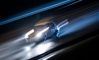 Ein Mann aus Horn-Bad Meinberg hat sich auf der A2 bei Bad Oeynhausen ein Autorennen mit einem Streifenwagen der Autobahnpolizei geliefert. - picture alliance / Frank Rumpenhorst/dpa Ein Mann aus Horn-Bad Meinberg hat sich auf der A2 bei Bad Oeynhausen ein Autorennen mit einem Streifenwagen der Autobahnpolizei geliefert. - picture alliance / Frank Rumpenhorst/dpa