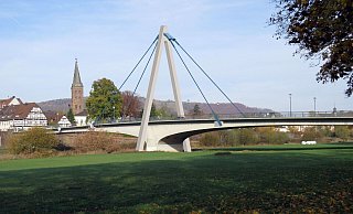 So soll die Weserbrücke nach dem Umbau aussehen. - Straßen NRW So soll die Weserbrücke nach dem Umbau aussehen. - Straßen NRW