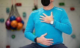 Schätzungsweise fast 36 Millionen Menschen in der WHO-Region Europa könnten seit Pandemiebeginn länger anhaltende Beeinträchtigungen nach Corona-Infektionen entwickelt haben. - Friso Gentsch Schätzungsweise fast 36 Millionen Menschen in der WHO-Region Europa könnten seit Pandemiebeginn länger anhaltende Beeinträchtigungen nach Corona-Infektionen entwickelt haben. - Friso Gentsch