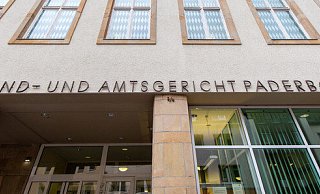 Zwei Männer sollen mutmaßliche Pädophile erpresst haben, nun stehen sie vor dem Paderborner Landgericht. - Niklas Tüns (Archivfoto) Zwei Männer sollen mutmaßliche Pädophile erpresst haben, nun stehen sie vor dem Paderborner Landgericht. - Niklas Tüns (Archivfoto)