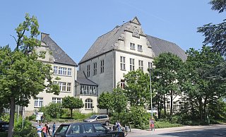 Das Königin-Mathilde-Gymnasium in Herford. - Frank-Michael Kiel-Steinkamp Das Königin-Mathilde-Gymnasium in Herford. - Frank-Michael Kiel-Steinkamp