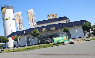 Der Standort Autohof 11 ist ab sofort geschlossen. Nun gibt es nur noch einen Spielhallen-Standort mit 36 Spielautomaten. - Jan-Henrik Gerdener Der Standort Autohof 11 ist ab sofort geschlossen. Nun gibt es nur noch einen Spielhallen-Standort mit 36 Spielautomaten. - Jan-Henrik Gerdener