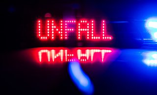 Die Bielefelder Autobahnpolizei musste am Mittwochmorgen zu einem Unfall nach Gütersloh ausrücken. - Robert Michael Die Bielefelder Autobahnpolizei musste am Mittwochmorgen zu einem Unfall nach Gütersloh ausrücken. - Robert Michael