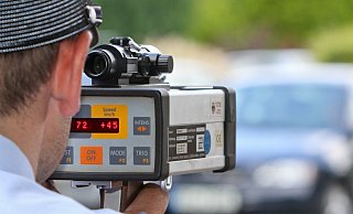 Die Polizei geht auch im Kreis Höxter verstärkt gegen Raser auf den Straßen vor. - Andreas Zobe Die Polizei geht auch im Kreis Höxter verstärkt gegen Raser auf den Straßen vor. - Andreas Zobe