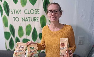 Camilla Pfaffhausen leitet gemeinsam mit ihrem Kollegen Reinhard Pfaffenberg das Unternehmen Happea Meat in Steinheim. Dort werden verschiedene Fleischalternativen produziert. Nachhaltig, gesund und lecker sollen diese sein. - Happea Meat Camilla Pfaffhausen leitet gemeinsam mit ihrem Kollegen Reinhard Pfaffenberg das Unternehmen Happea Meat in Steinheim. Dort werden verschiedene Fleischalternativen produziert. Nachhaltig, gesund und lecker sollen diese sein. - Happea Meat