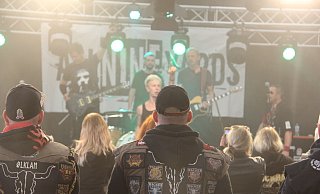 Das Rock 'N' Revel in Altenbergen ist das härteste Musikfestival der Region. - Burkhard Battran Das Rock 'N' Revel in Altenbergen ist das härteste Musikfestival der Region. - Burkhard Battran