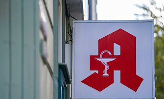 Lieferengpässe bei Arzneimitteln und ein zunehmend löchriges Apothekennetz können zum Problem für die Versorgung der Bevölkerung werden – auch im Kreis Herford. - Marcus Brandt/dpa Lieferengpässe bei Arzneimitteln und ein zunehmend löchriges Apothekennetz können zum Problem für die Versorgung der Bevölkerung werden – auch im Kreis Herford. - Marcus Brandt/dpa