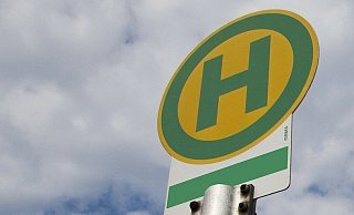 Bei einer Polizeikontrolle auf dem Busparkplatz am Schulzentrum Nord wurde in der vergangenen Woche ien Bus aus dem Verkehr gezogen. - Pixabay (Symbolbild) Bei einer Polizeikontrolle auf dem Busparkplatz am Schulzentrum Nord wurde in der vergangenen Woche ien Bus aus dem Verkehr gezogen. - Pixabay (Symbolbild)