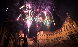 Silvester-Feuerwerk in Herford? Die einen finden es gut und freuen sich drauf. Die anderen lehnen es ab und sehen darin ein umweltbelastendes Ärgernis. - Ralf Bittner Silvester-Feuerwerk in Herford? Die einen finden es gut und freuen sich drauf. Die anderen lehnen es ab und sehen darin ein umweltbelastendes Ärgernis. - Ralf Bittner