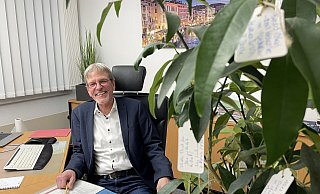 Kreis-Dezernent Norbert Burmann geht nach 46,5 Jahren im Kreishaus in den Ruhestand. - Natalie Gottwald Kreis-Dezernent Norbert Burmann geht nach 46,5 Jahren im Kreishaus in den Ruhestand. - Natalie Gottwald