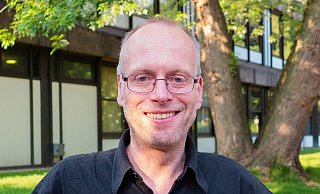 Carsten Strauch sitzt für die Linke in drei Gremien der Stadt. Trotz Austritt will er in der Politik weitermachen. - Die Linke Carsten Strauch sitzt für die Linke in drei Gremien der Stadt. Trotz Austritt will er in der Politik weitermachen. - Die Linke