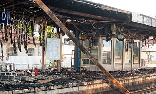 Bei dem Feuer im Juli 2019 wurde das Dach des Bahnsteigs 1 am Hauptbahnhof erheblich beschädigt. - Christian Mathiesen Bei dem Feuer im Juli 2019 wurde das Dach des Bahnsteigs 1 am Hauptbahnhof erheblich beschädigt. - Christian Mathiesen