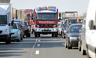 Die A2 war am Donnerstagnachmittag gesperrt. Erneut hatte es zwischen Gütersloh und Bielefeld einen Unfall gegeben. - Symbolfoto/ picture alliance Die A2 war am Donnerstagnachmittag gesperrt. Erneut hatte es zwischen Gütersloh und Bielefeld einen Unfall gegeben. - Symbolfoto/ picture alliance
