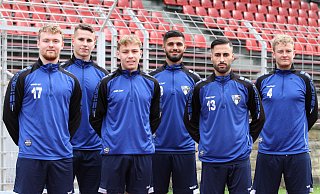 Die Neuzugänge: Julian Czaja (v. l.), Vitali Tichomirov, Alexander Geiger, Hashem Celik, Aziz Cakmak und Igor Safonov. - Andreas Gerth Die Neuzugänge: Julian Czaja (v. l.), Vitali Tichomirov, Alexander Geiger, Hashem Celik, Aziz Cakmak und Igor Safonov. - Andreas Gerth