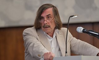 Güterslohs Bürgermeister Norbert Morkes ist weiterhin krank. Demnach wird der Bürgermeister voraussichtlich die Einbringung des Haushaltes verpassen. - Jens Dünhölter Güterslohs Bürgermeister Norbert Morkes ist weiterhin krank. Demnach wird der Bürgermeister voraussichtlich die Einbringung des Haushaltes verpassen. - Jens Dünhölter