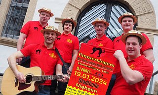Wir freuen uns auf Sie und Euch: Das lassen die Emmersingers alle Freundinnen und Freunde des fröhlichen Karnevals wissen. - Josef Köhne Wir freuen uns auf Sie und Euch: Das lassen die Emmersingers alle Freundinnen und Freunde des fröhlichen Karnevals wissen. - Josef Köhne