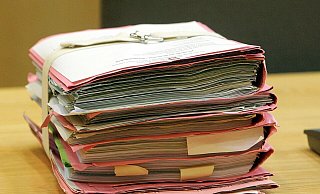 Die Verhandlung wird am Mittwoch, 8. März, fortgesetzt. - BIELEFELD Die Verhandlung wird am Mittwoch, 8. März, fortgesetzt. - BIELEFELD