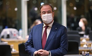 Armin Laschet (CDU), früherer Ministerpräsident von Nordrhein-Westfalen, kommt zur Anhörung. - picture alliance/dpa Armin Laschet (CDU), früherer Ministerpräsident von Nordrhein-Westfalen, kommt zur Anhörung. - picture alliance/dpa