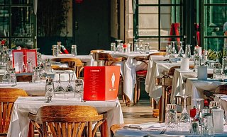 Gleich drei Altstadt-Restaurants nahm sich der Einbrecher mitten im Oster-Lockdown vor. - Symbolfoto: pixabay / Creative Commons Gleich drei Altstadt-Restaurants nahm sich der Einbrecher mitten im Oster-Lockdown vor. - Symbolfoto: pixabay / Creative Commons