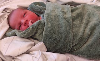 Eine ruhige Natur: Simon Louis ist Höxters zufriedenes Neujahrsbaby. - Svenja Ludwig Eine ruhige Natur: Simon Louis ist Höxters zufriedenes Neujahrsbaby. - Svenja Ludwig