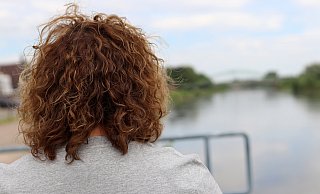 Nadine hat die beiden Kinder ihrer Schwester nach dem Mord aufgenommen. Sie sagt, dass sie sie genau liebt wie ihre leiblichen. MT-Foto: - Alex Lehn Nadine hat die beiden Kinder ihrer Schwester nach dem Mord aufgenommen. Sie sagt, dass sie sie genau liebt wie ihre leiblichen. MT-Foto: - Alex Lehn