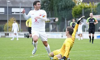 Alessio Giorgio bereitete das 1:1 für Theesen vor. - Peter Unger Alessio Giorgio bereitete das 1:1 für Theesen vor. - Peter Unger