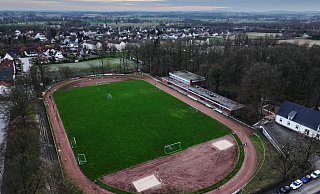 Das Erich-Martens-Stadion in Bünde ist in die Jahre gekommen. - Gerald Dunkel Das Erich-Martens-Stadion in Bünde ist in die Jahre gekommen. - Gerald Dunkel
