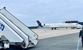 Die Lufthansa-Flüge von Paderborn/Lippstadt nach München werden von einem 90-sitzigen Jet durchgeführt. - Jens Reddeker Die Lufthansa-Flüge von Paderborn/Lippstadt nach München werden von einem 90-sitzigen Jet durchgeführt. - Jens Reddeker
