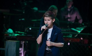 Der 10-jährige Niklas ist am Samstag in der Sendung "The Voice Kids" zu sehen. - copyright: SAT.1/Claudius Pflug Der 10-jährige Niklas ist am Samstag in der Sendung "The Voice Kids" zu sehen. - copyright: SAT.1/Claudius Pflug