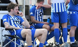 Fußball-Landesliga: FC Bad Oeynhausen – TSV Oerlinghausen 1:2 (0:1); Benedikt Valldorf (FCO) nach dem Abpfiff - Jürgen Krüger Fußball-Landesliga: FC Bad Oeynhausen – TSV Oerlinghausen 1:2 (0:1); Benedikt Valldorf (FCO) nach dem Abpfiff - Jürgen Krüger