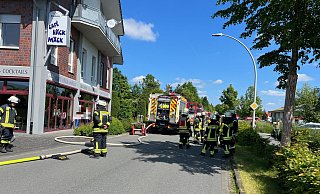 Wegen der nicht auszuschließenden Gefahr für die Tagesgäste wurde das Einsatzstichwort auf "Menschenleben in Gefahr" erhöht und gleichzeitig der "Alarmplan für den Massenanfall für bis zu 20 Verletzte" ausgelöst. - Thorsten Heß Wegen der nicht auszuschließenden Gefahr für die Tagesgäste wurde das Einsatzstichwort auf "Menschenleben in Gefahr" erhöht und gleichzeitig der "Alarmplan für den Massenanfall für bis zu 20 Verletzte" ausgelöst. - Thorsten Heß