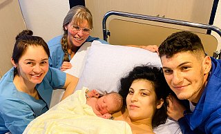 Der kleine Olivér kam am 1. Januar 2023 im St.-Elisabeth-Hospital in Gütersloh zur Welt. - St.-Elisabeth-Hospital Der kleine Olivér kam am 1. Januar 2023 im St.-Elisabeth-Hospital in Gütersloh zur Welt. - St.-Elisabeth-Hospital