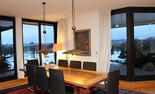 Vom Esszimmer aus geht der Blick über Bielefeld. - Sylvia Tetmeyer Vom Esszimmer aus geht der Blick über Bielefeld. - Sylvia Tetmeyer